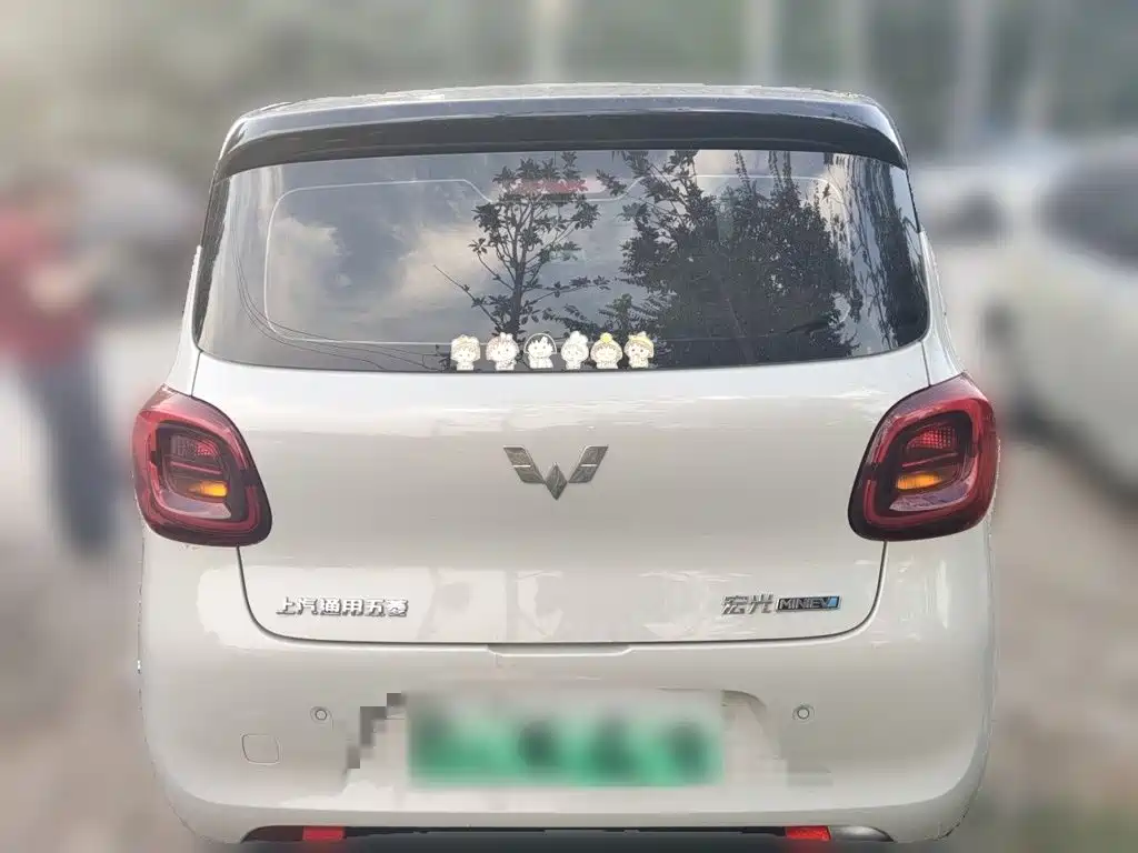 Wuling MINIEV — миниатюра 3