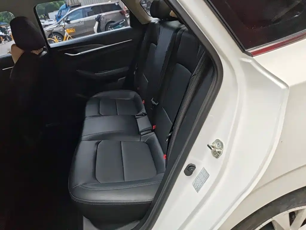 Changan Eado — миниатюра 15