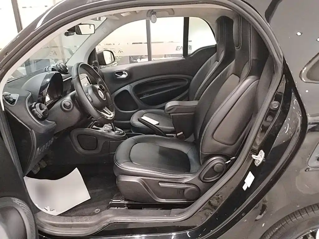 smart Smart Fortwo — миниатюра 15