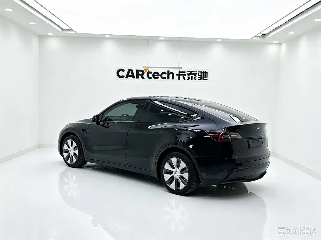 Tesla Model Y — фотографии объявления, Фото 4