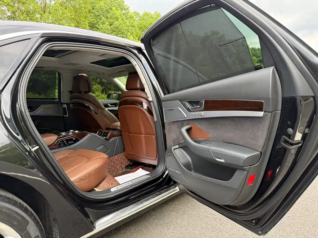 Audi A8 — миниатюра 23