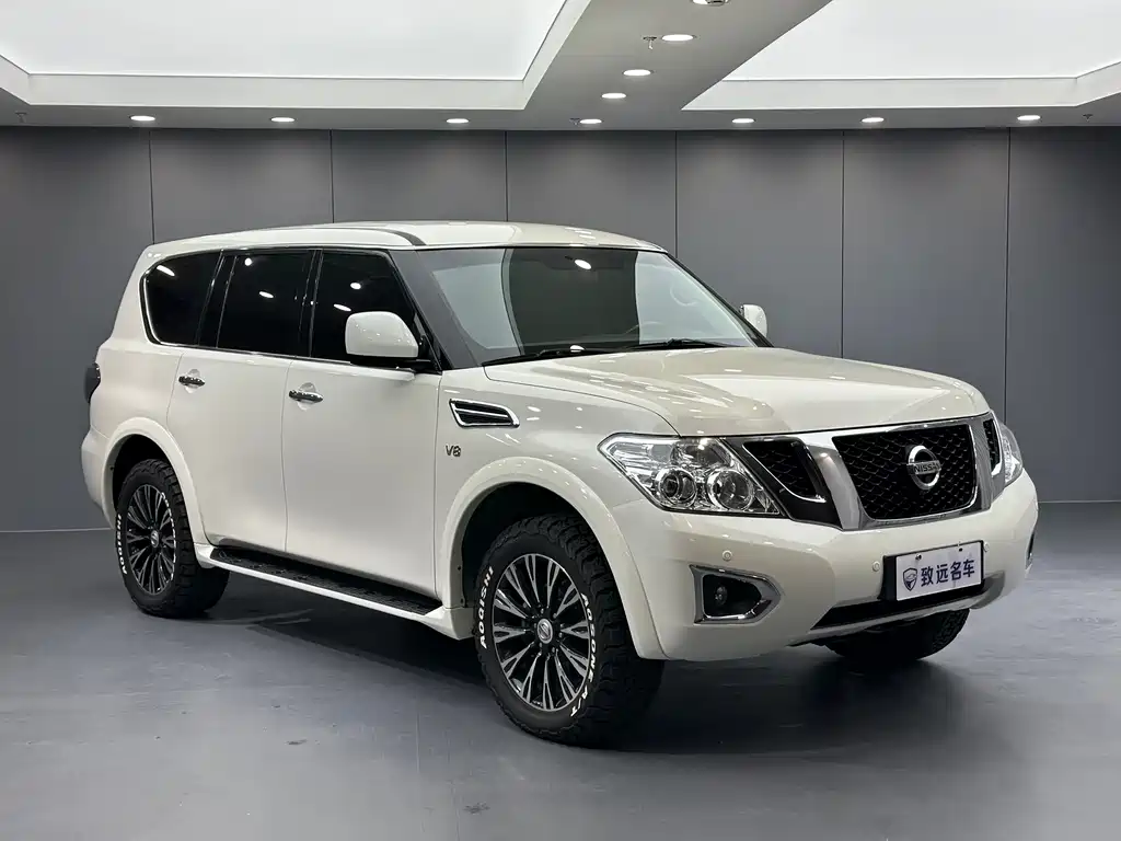 Nissan Patrol — миниатюра 3