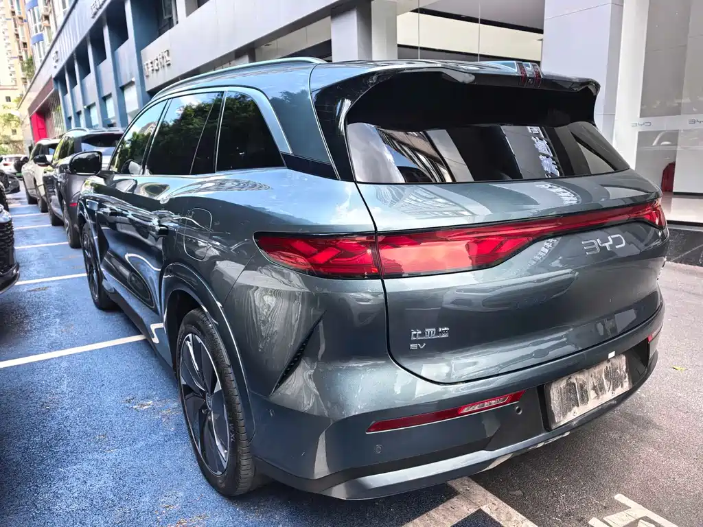 BYD Tang L - фото 8