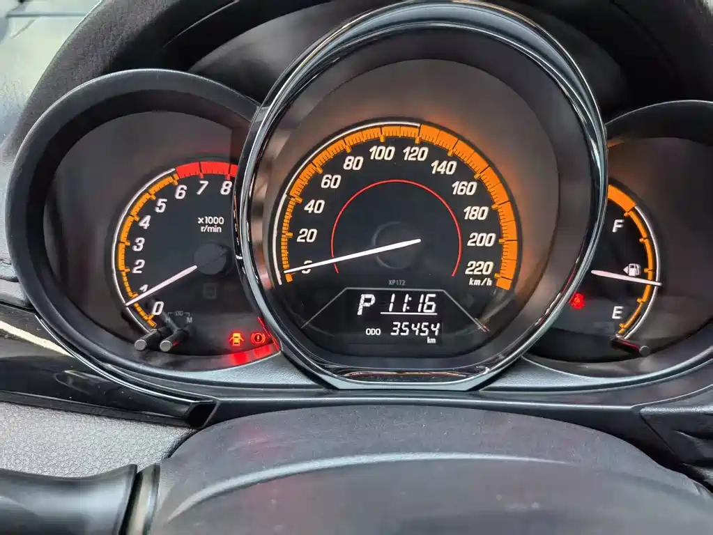 TOYOTA YARIS L ZHIXUAN