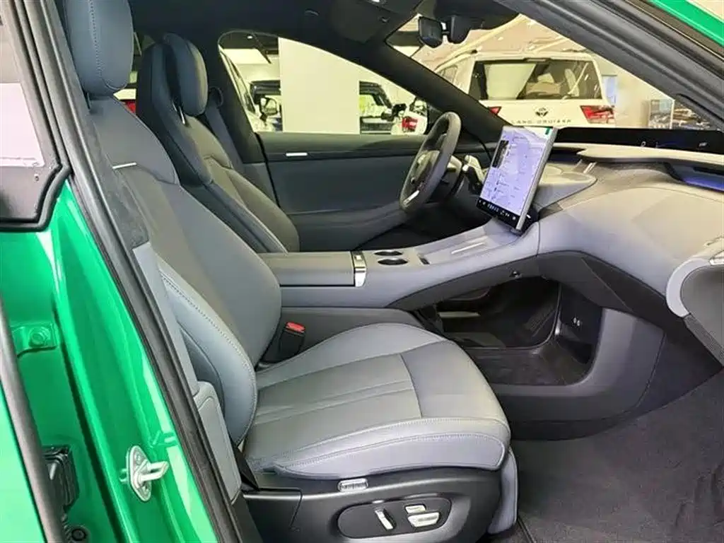 XIAOMI CAR XIAOMI YU7