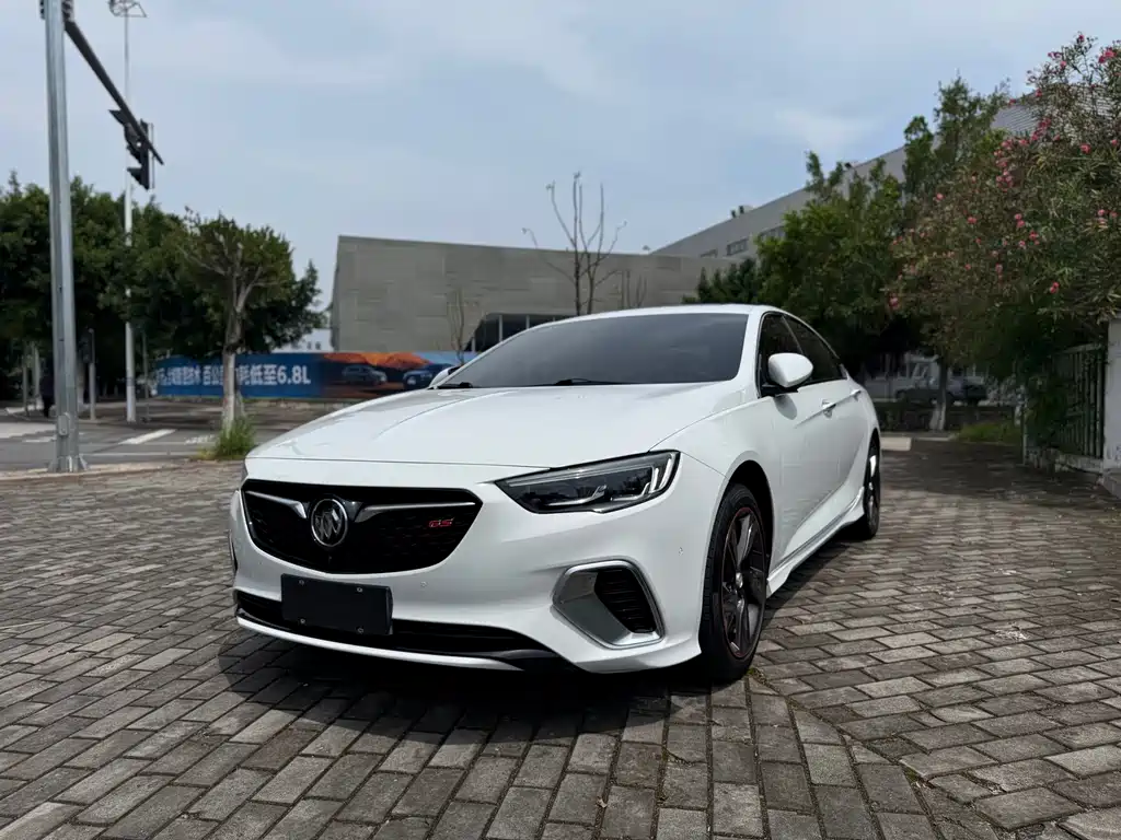 Buick Regal 2018