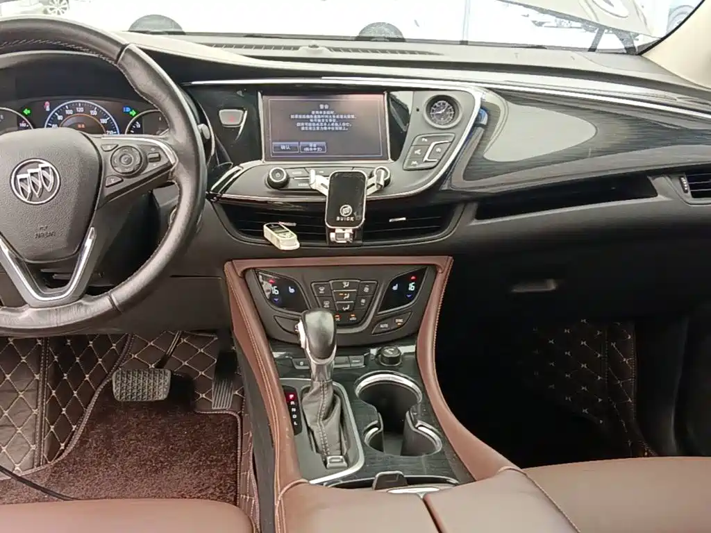Buick Envision Plus — миниатюра 13