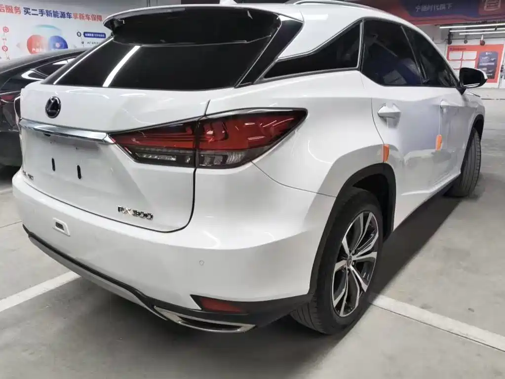 Lexus RX — миниатюра 6
