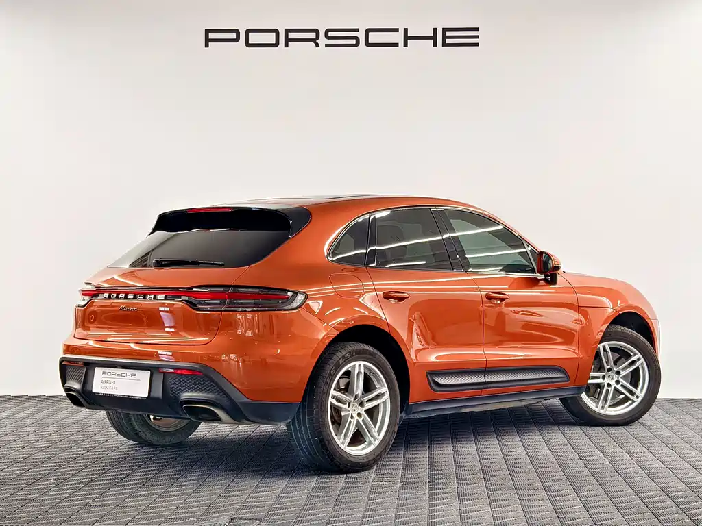 Porsche Macan — миниатюра 8
