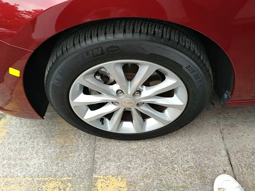 Chevrolet Cruze — миниатюра 25