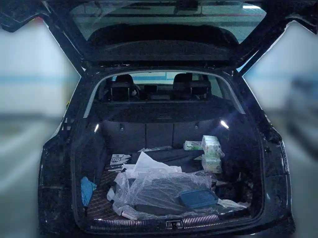 Audi Q5L — миниатюра 20
