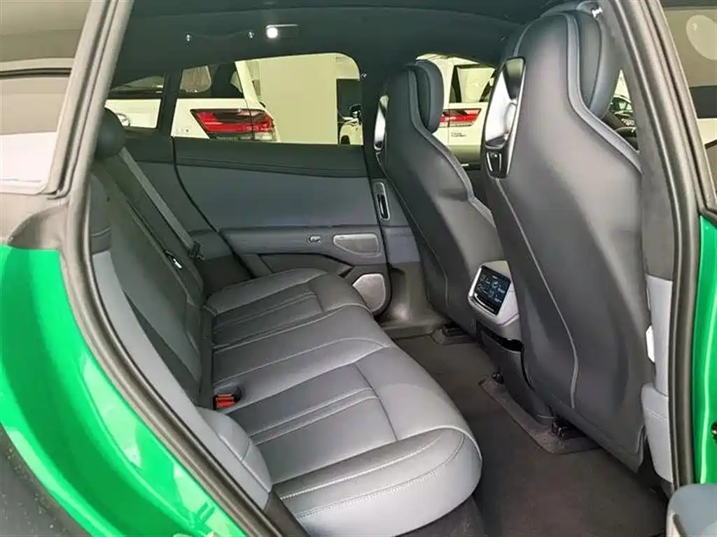 XIAOMI CAR XIAOMI YU7