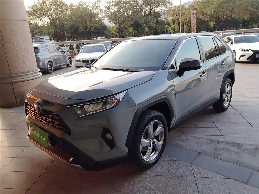 Toyota RAV4 2023