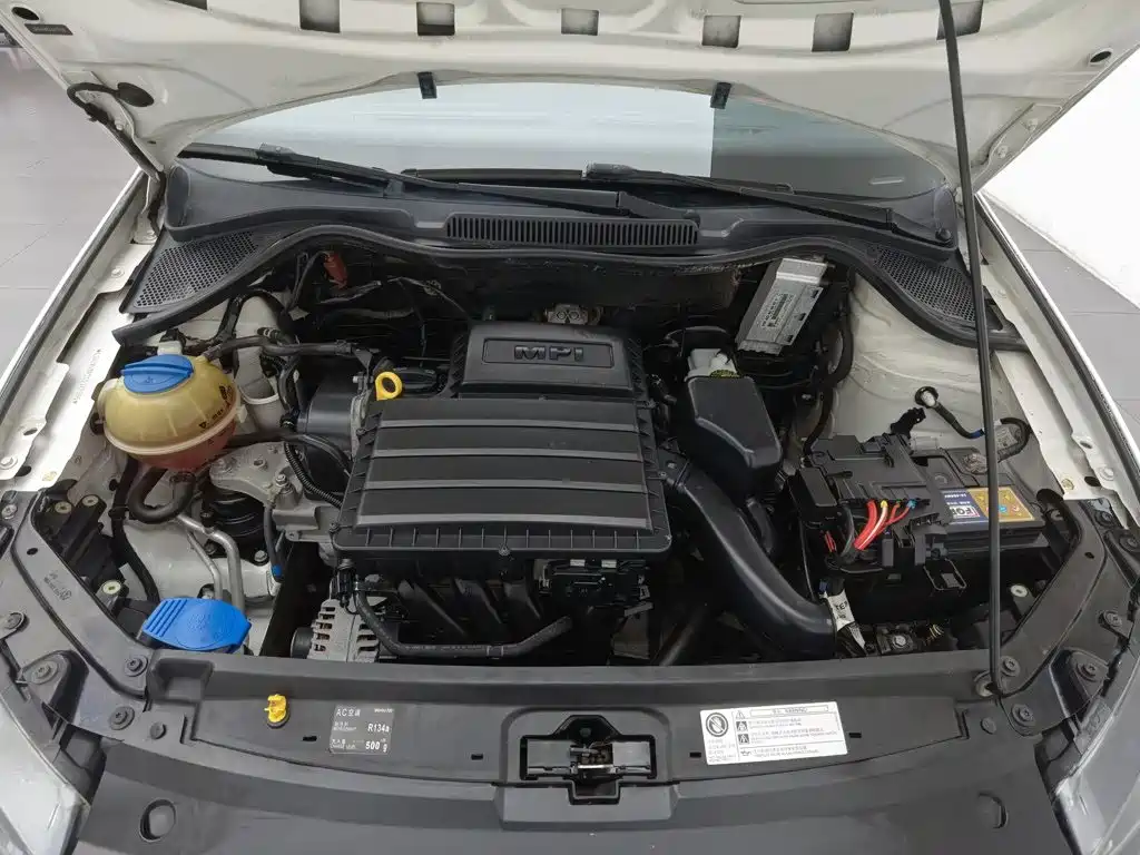 Volkswagen Polo — миниатюра 6