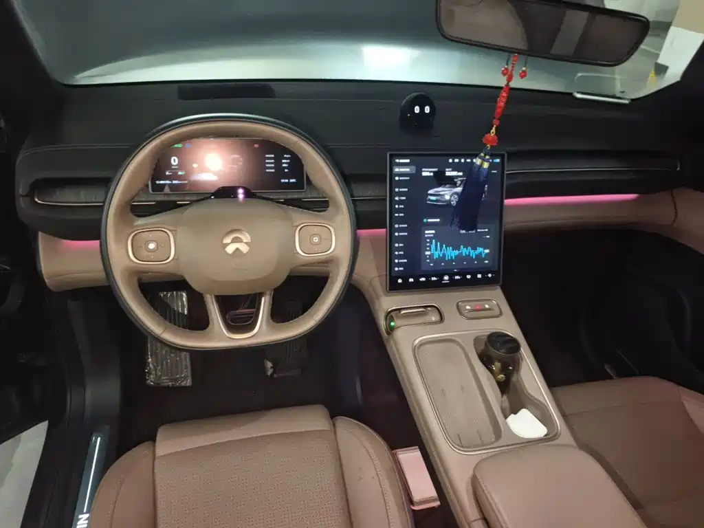 NIO ES6 — миниатюра 13