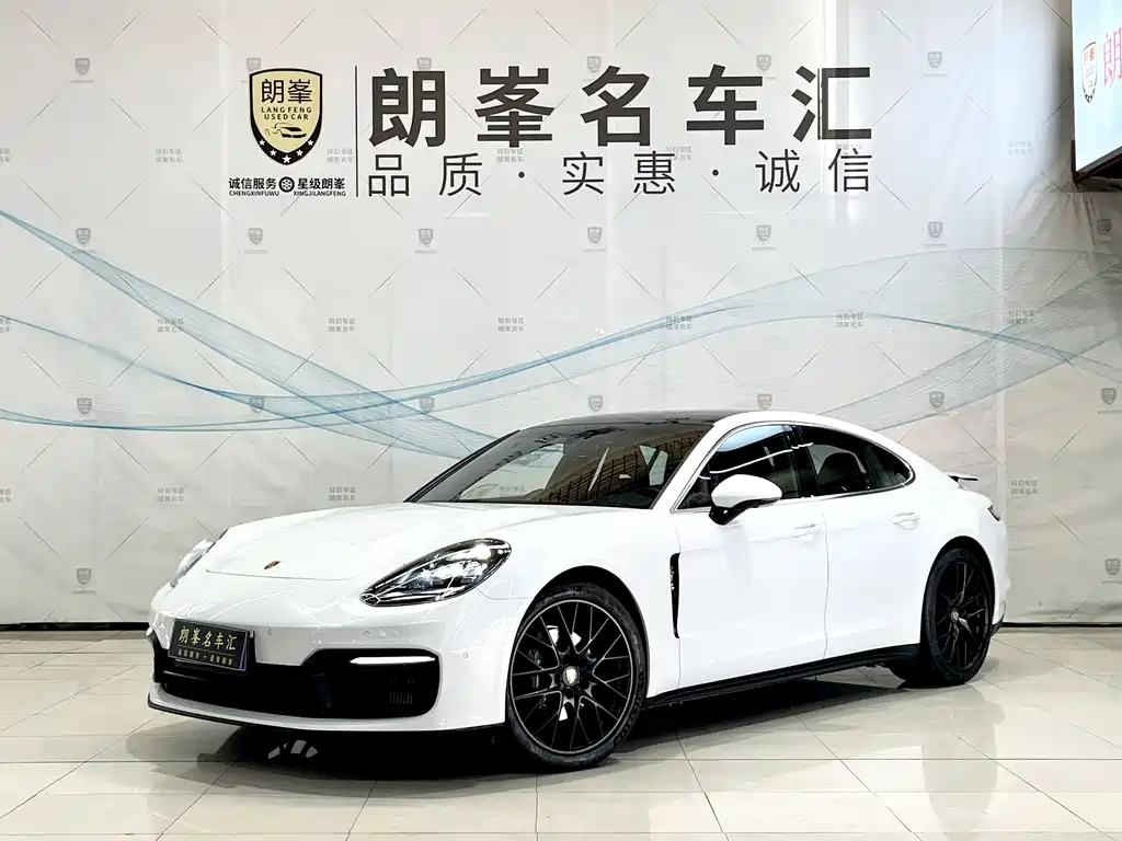 Porsche Panamera 2023