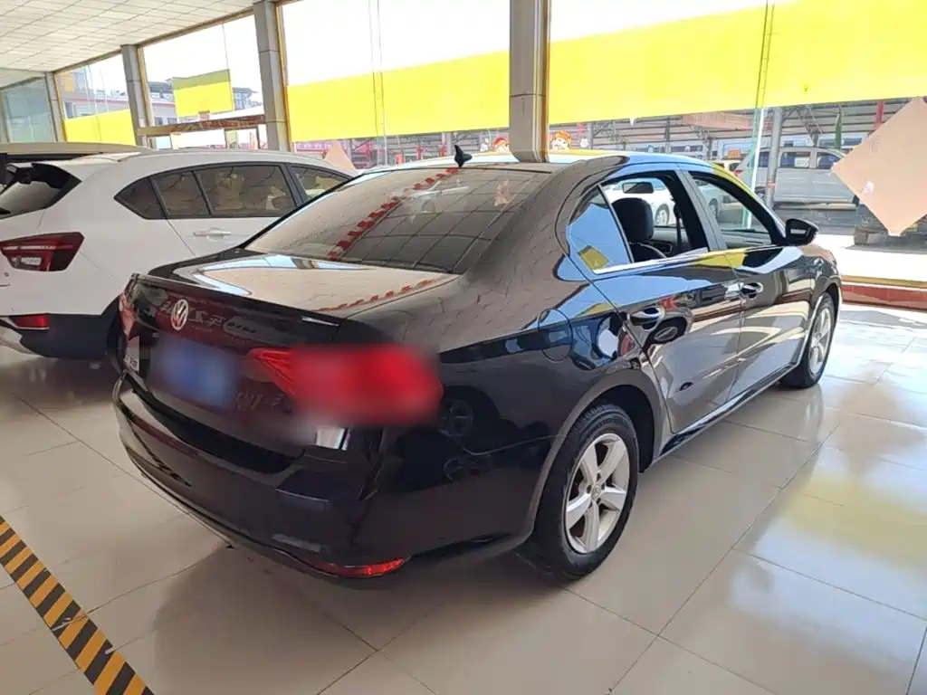 Volkswagen Lavida — миниатюра 7