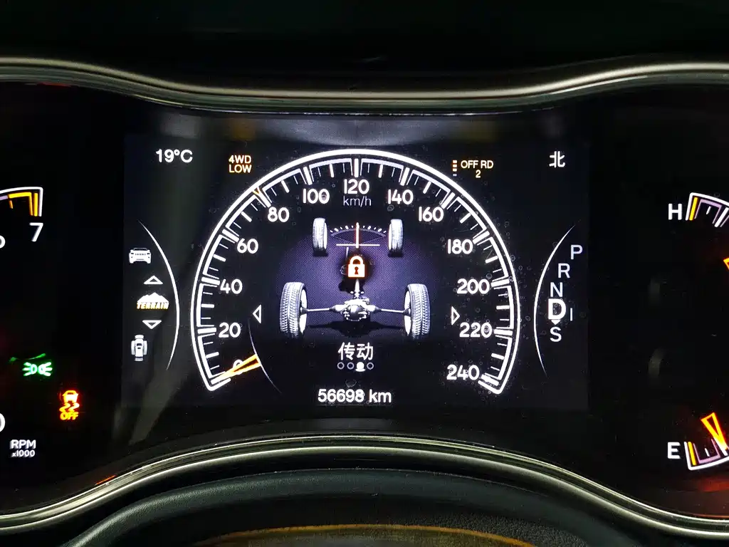 Jeep Grand Cherokee (Import) — миниатюра 15