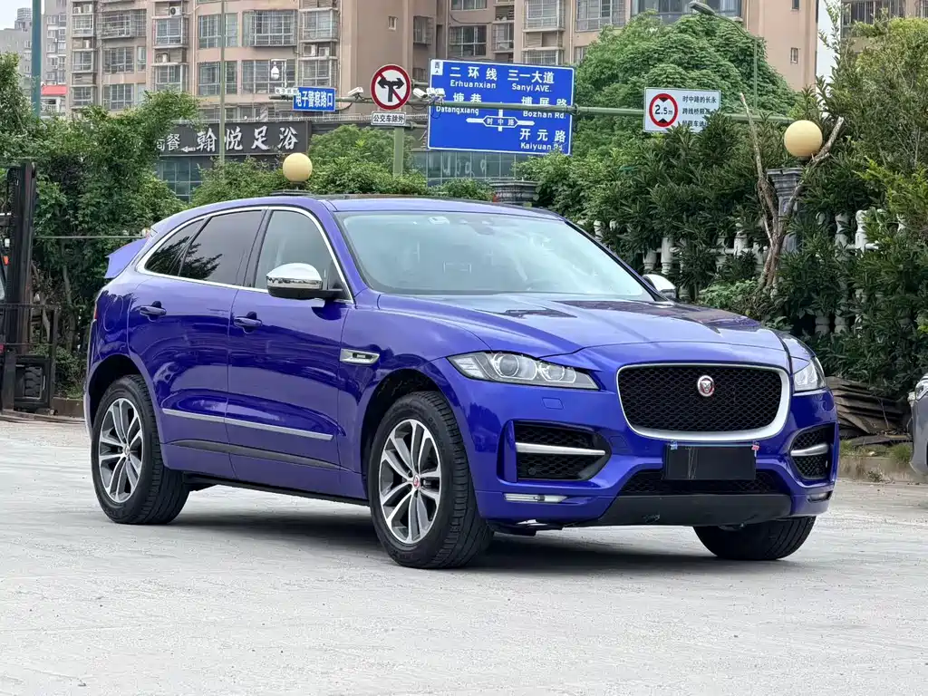 Jaguar F-PACE — миниатюра 3