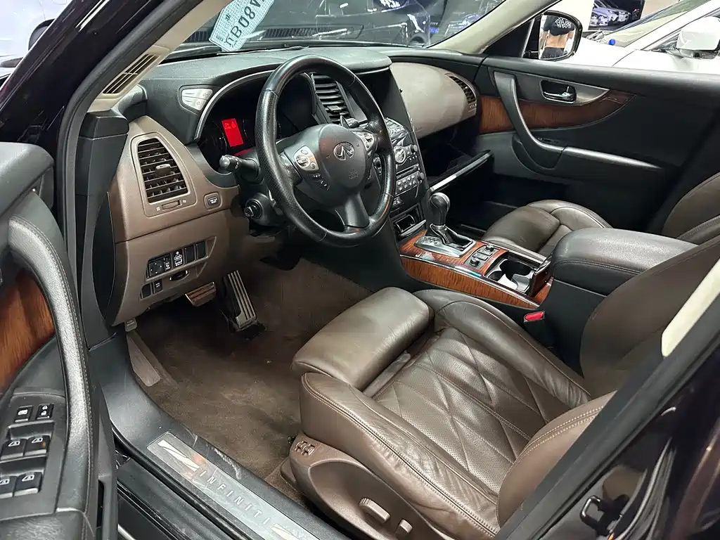 Infiniti FX 2010 FX50