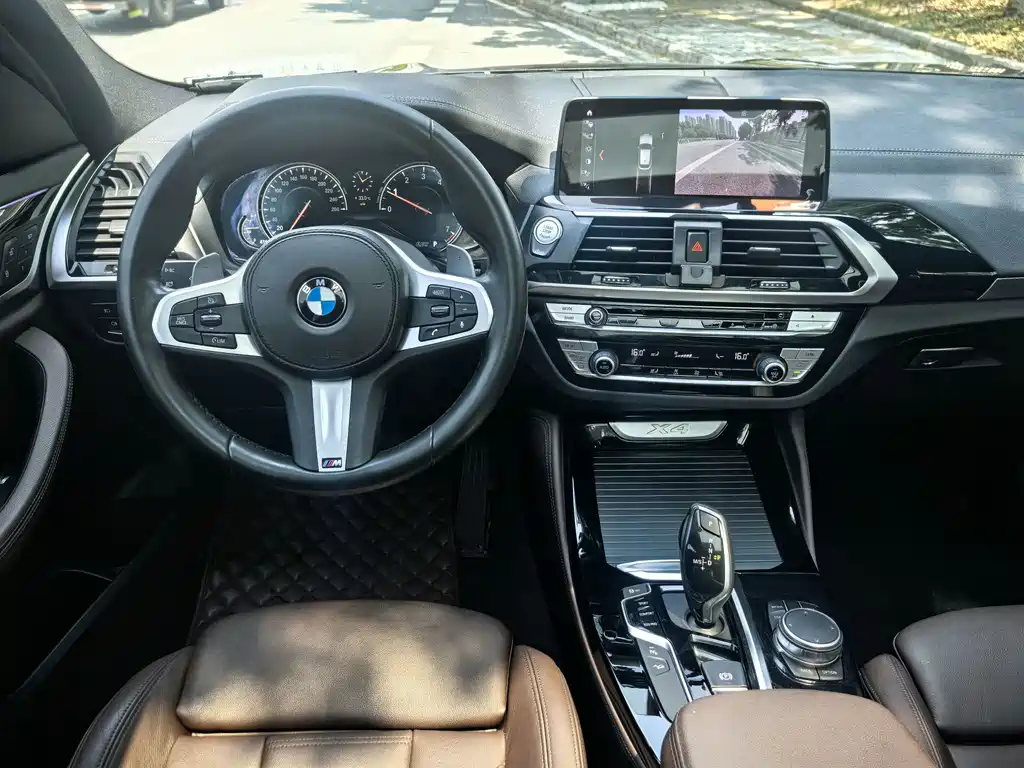 BMW X4 — миниатюра 10