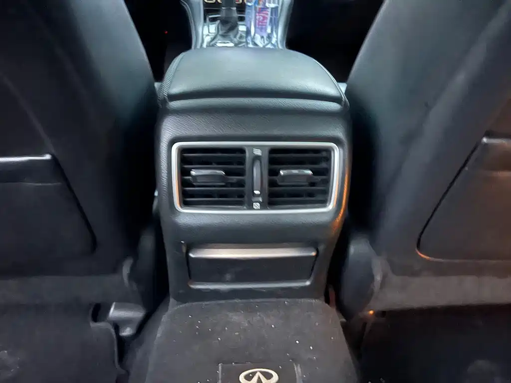 Infiniti Q50L 2018 2.0T VI