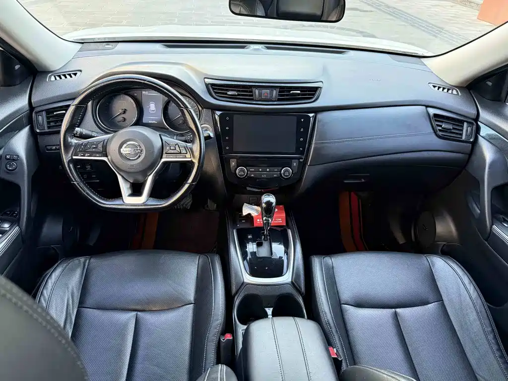 Nissan X-Trail — миниатюра 8