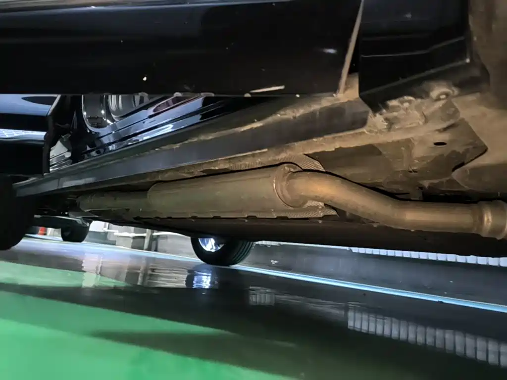 Hongqi Hongqi HS3 PHEV — миниатюра 21