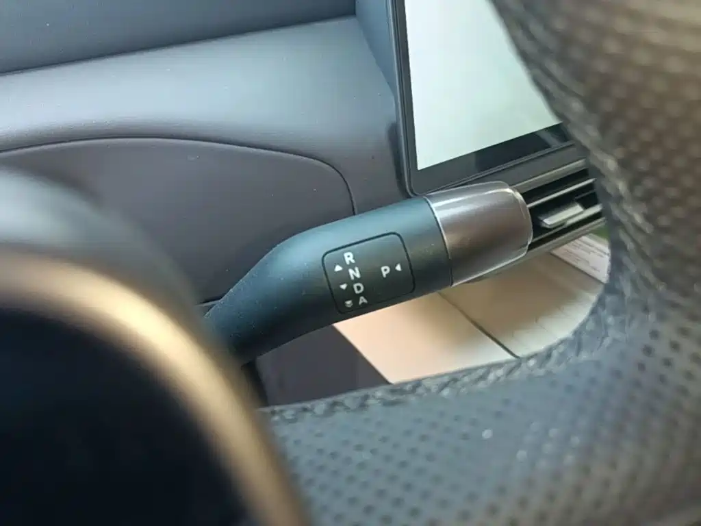 Li Auto Li MEGA — миниатюра 14