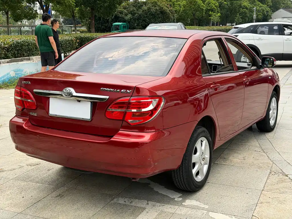 Toyota Corolla — миниатюра 6