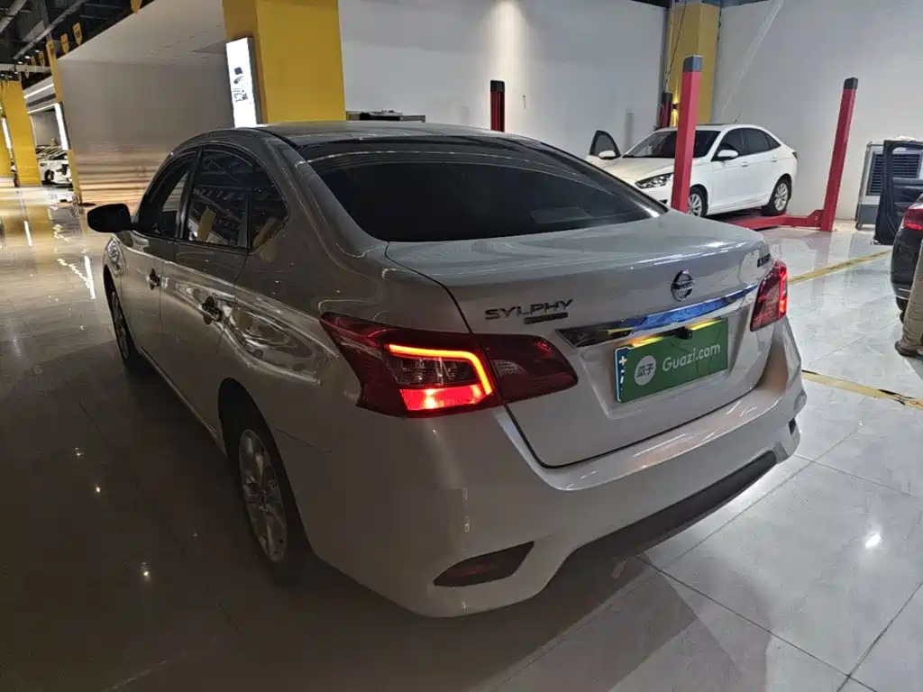 Nissan Sylphy — миниатюра 5