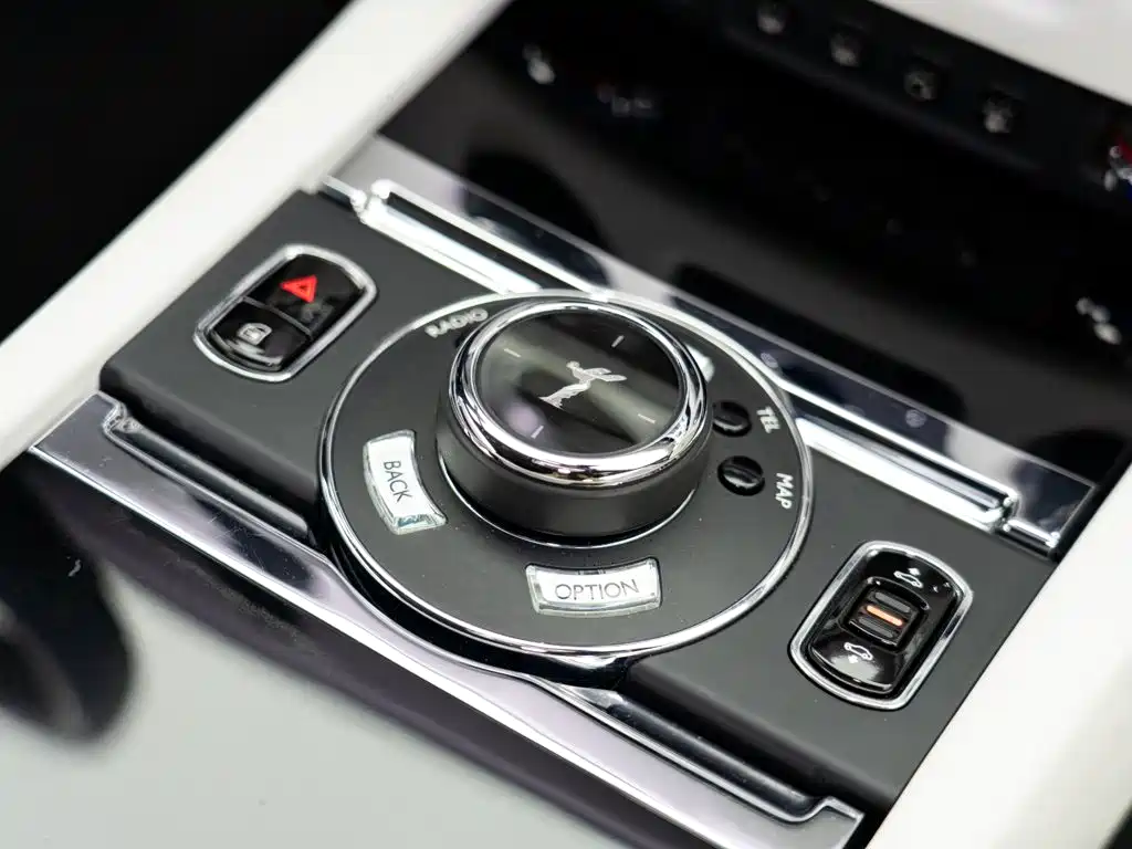 Rolls-Royce Wraith — миниатюра 19