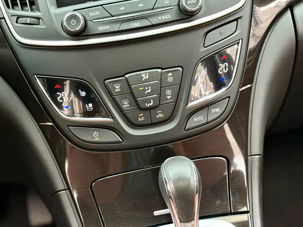 Buick Regal — миниатюра 26