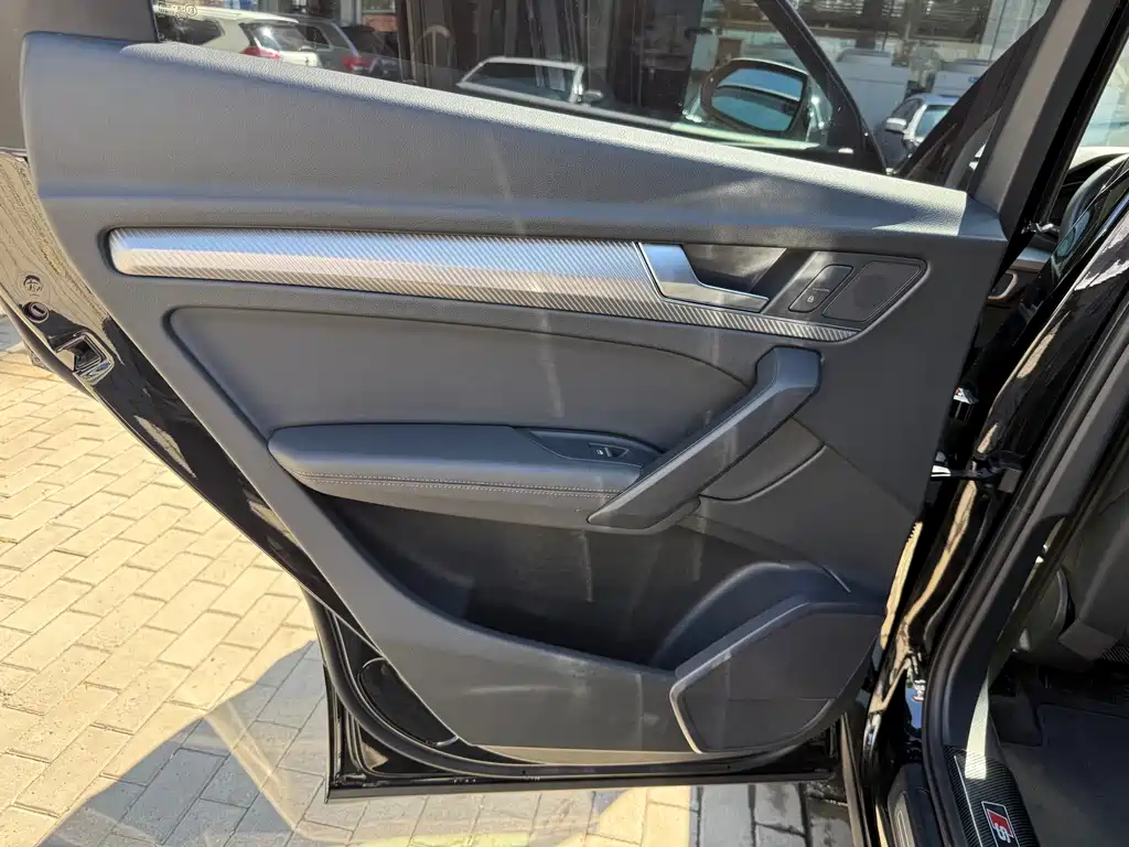 Audi Q5L — миниатюра 9