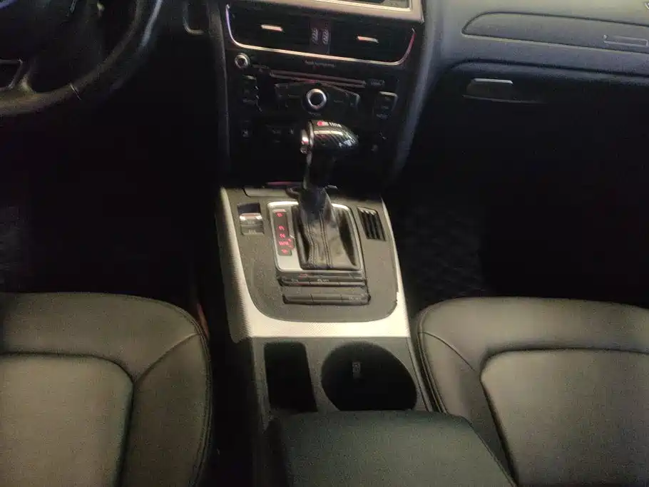 Audi A4L — миниатюра 16