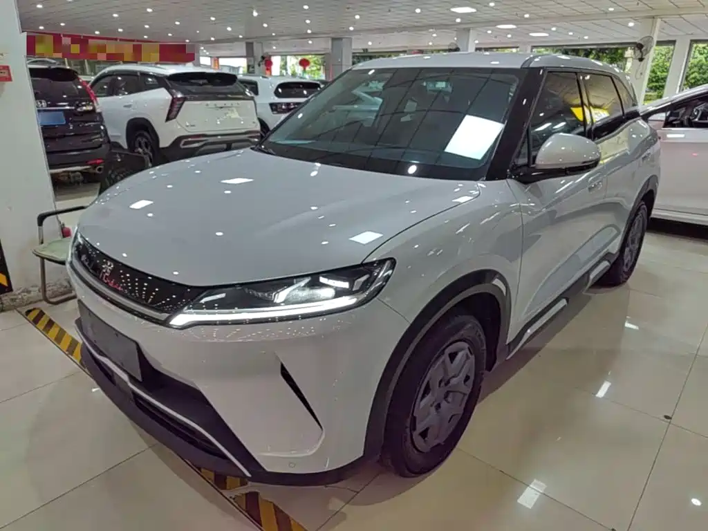 BYD Yuan UP - фото 2