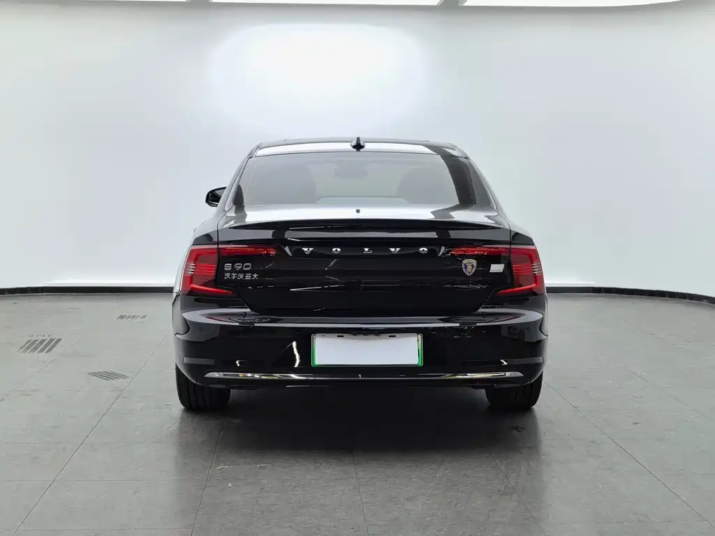 Volvo S90 PHEV — миниатюра 5