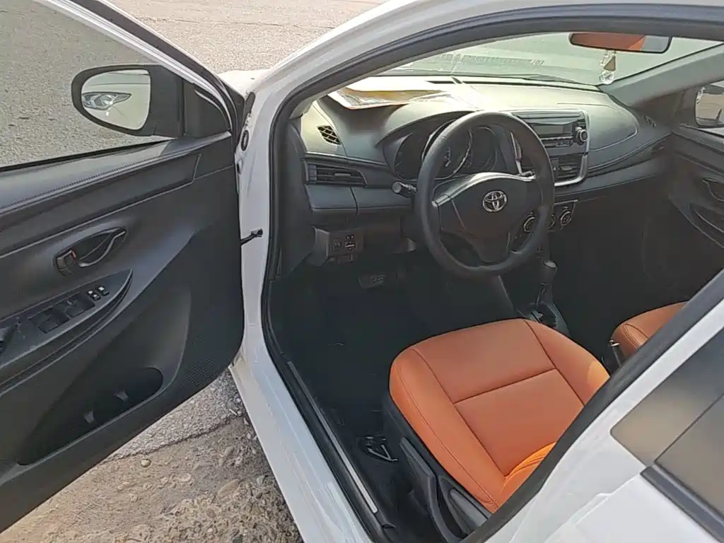 Toyota Yaris L — миниатюра 16