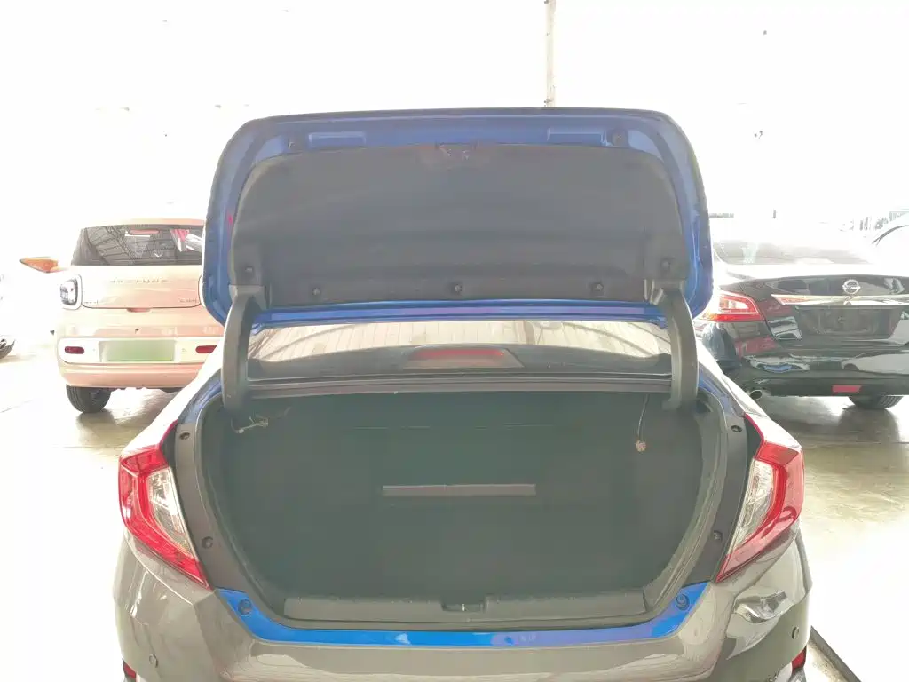 Honda Civic — миниатюра 19