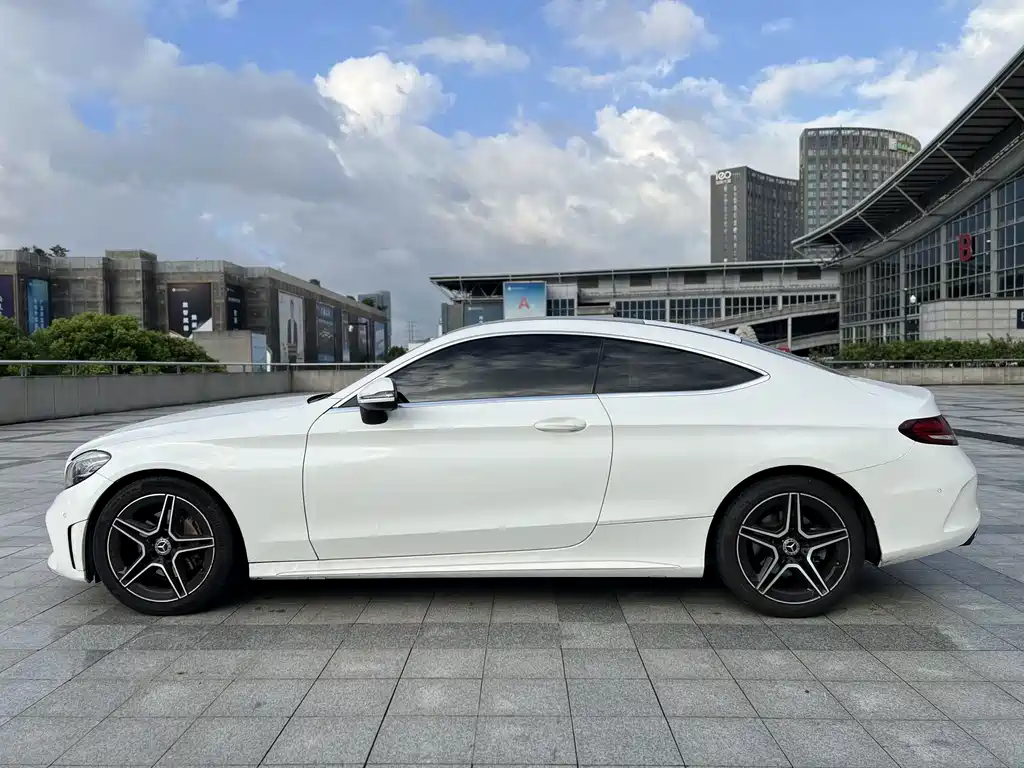 Mercedes-Benz C-Class (Import) — миниатюра 7