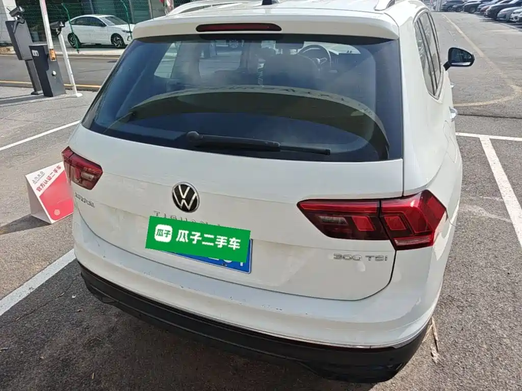 Volkswagen Tiguan L — миниатюра 6