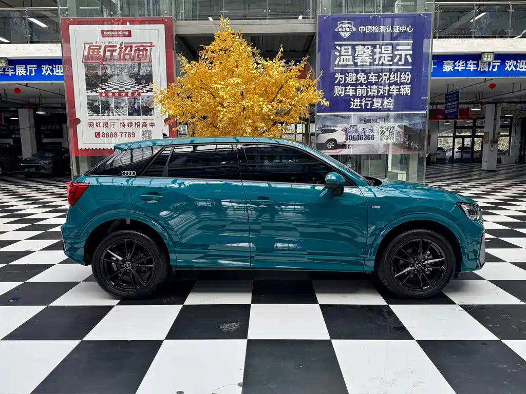 Audi Q2L — миниатюра 5