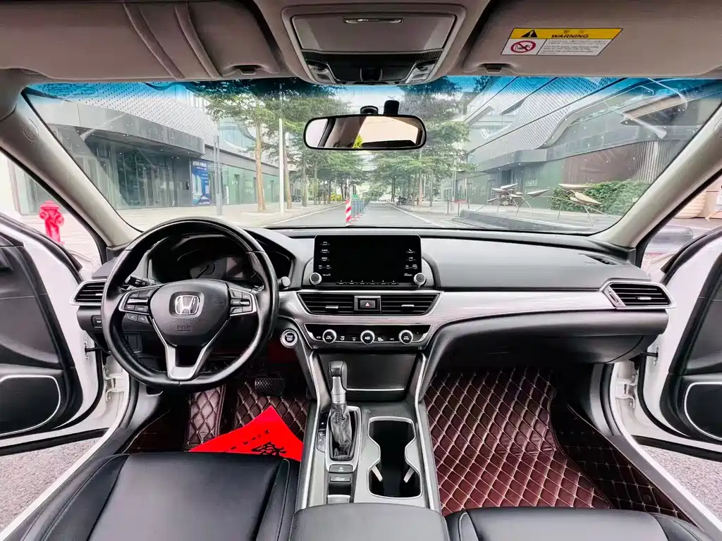 Honda Accord — миниатюра 6