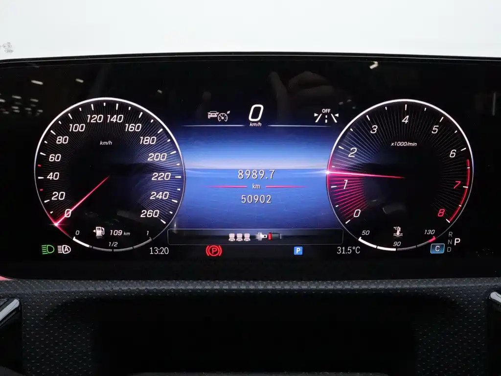 Mercedes-Benz A-Class — миниатюра 13