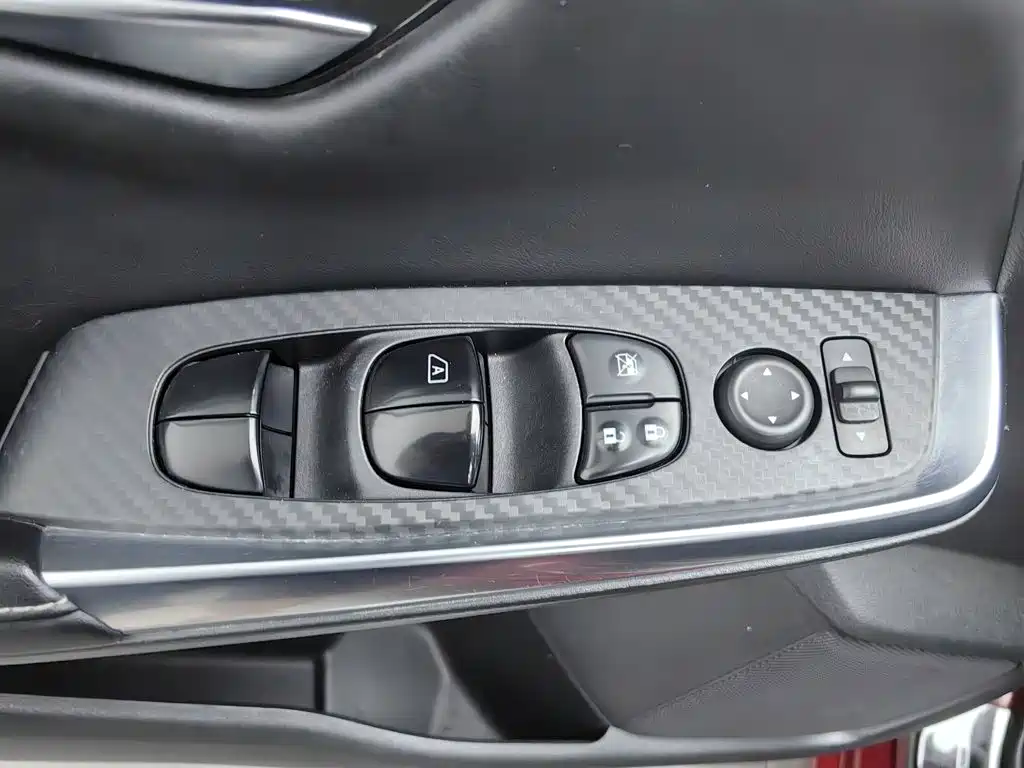 Nissan Sylphy — миниатюра 9
