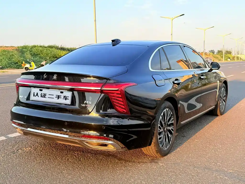 Hongqi Hongqi H5 — миниатюра 9