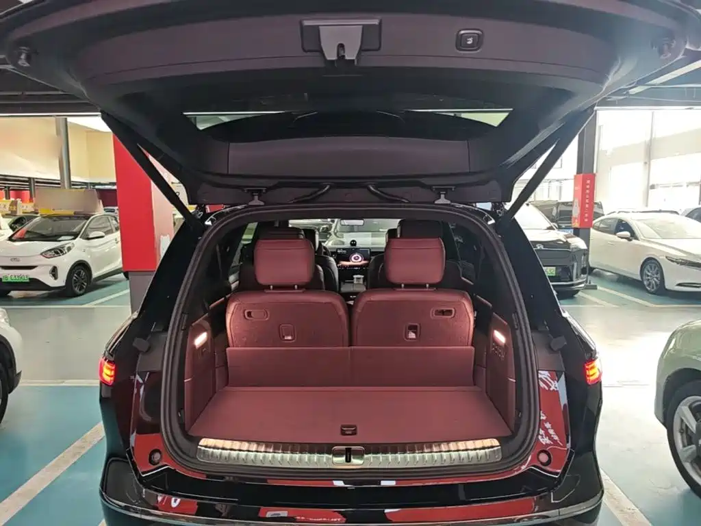NIO ES8 — миниатюра 19