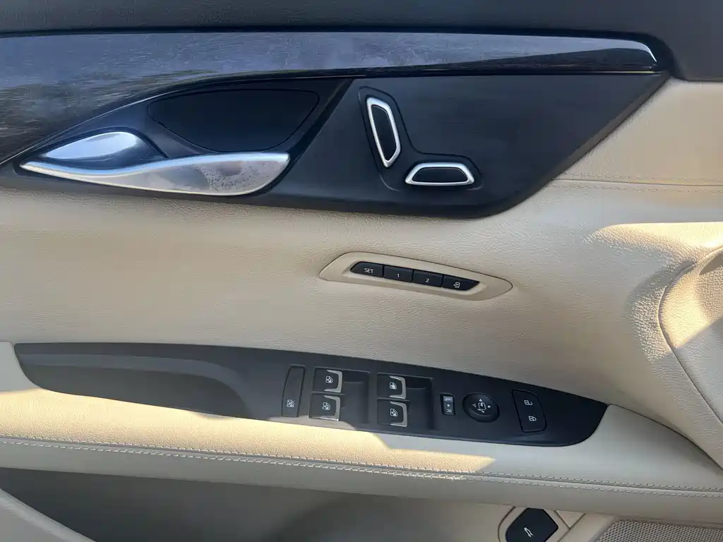 Cadillac CT6 — миниатюра 7