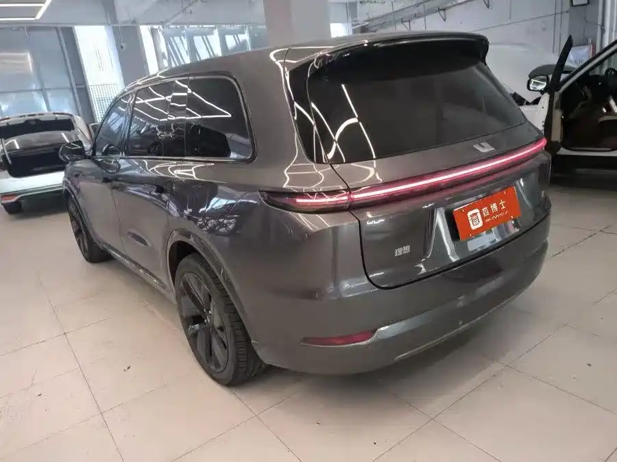 Li Auto (Lixiang) L9 2023 thumb 7