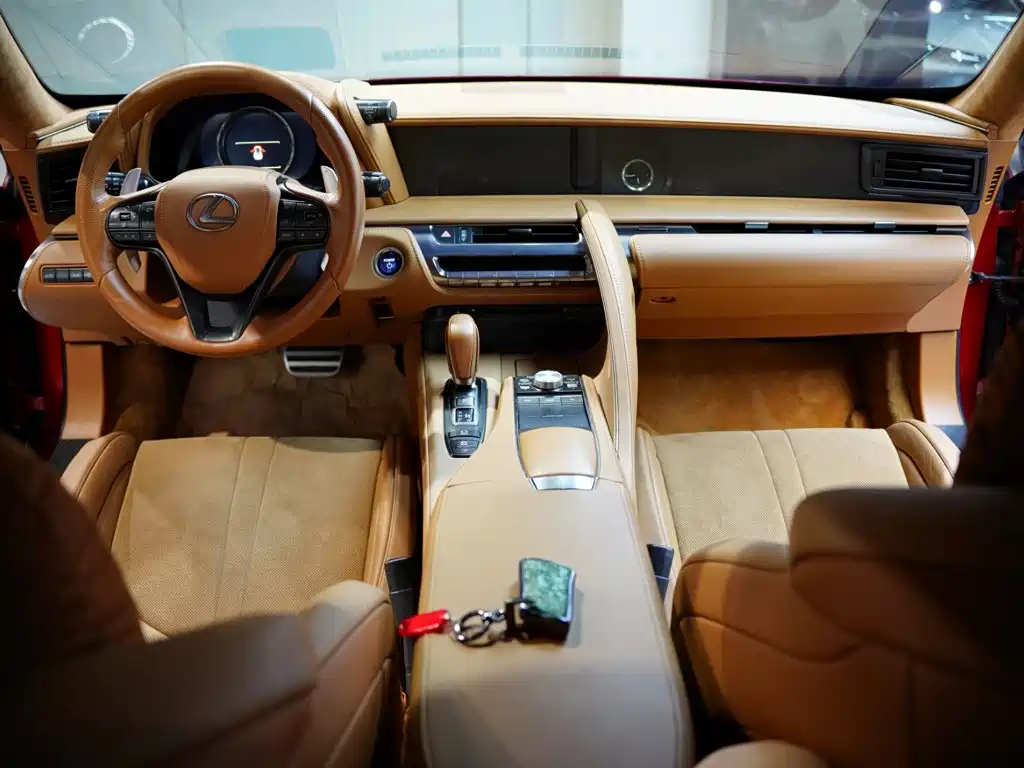 Lexus LC — миниатюра 30
